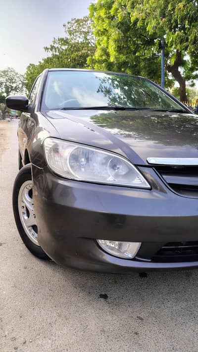 Honda Civic exi  Prosmetic 2005 own engine in mint condition