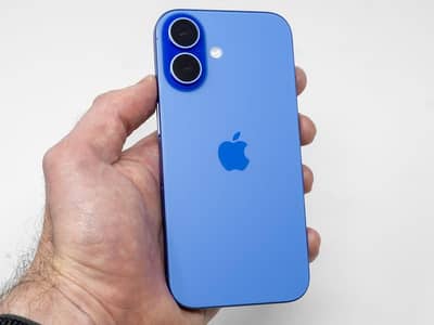 Apple iPhone 16