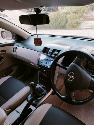 Toyota Carola GLi Model 2011