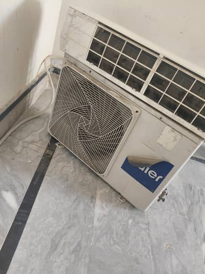 Haier 1.0 Ton DC Inverter AC