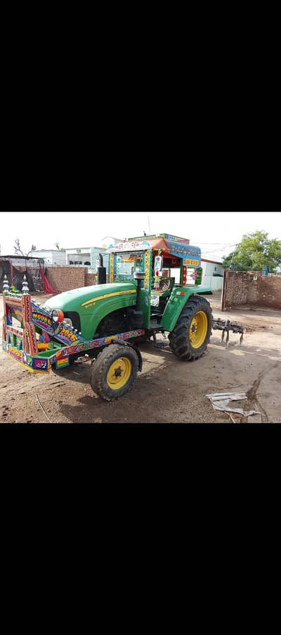 John Deere 5055