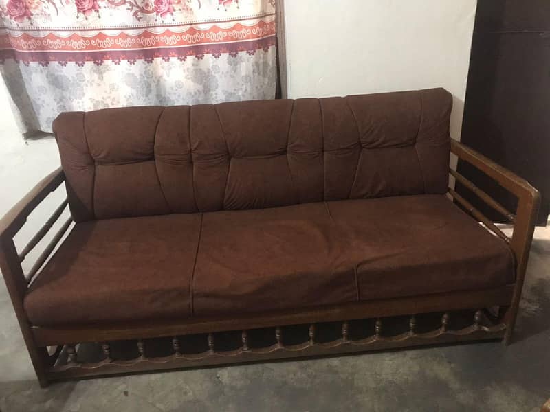 BED AND SOFA SET 4