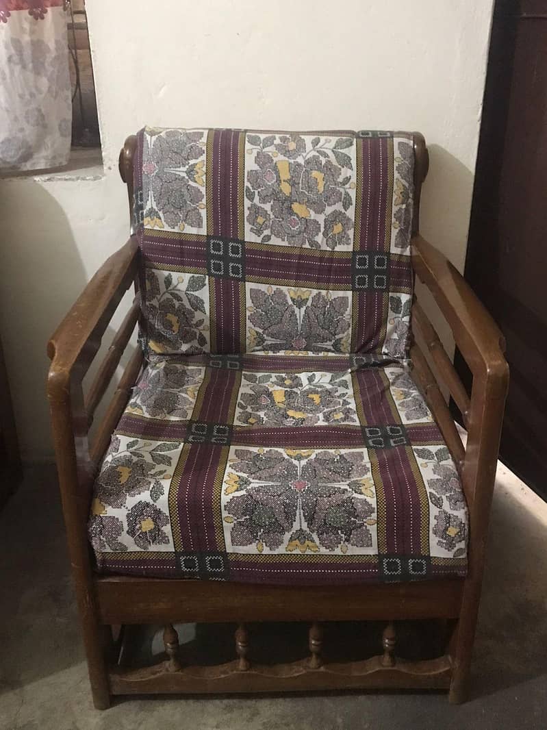BED AND SOFA SET 6