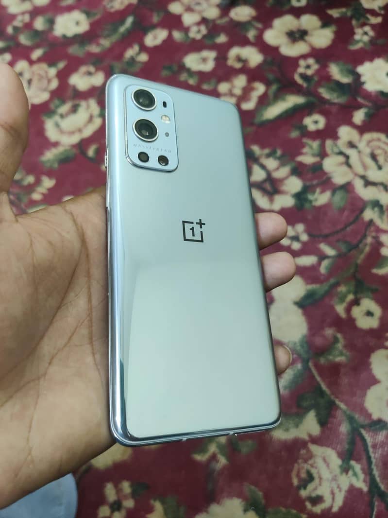 One Plus 9 Pro 0
