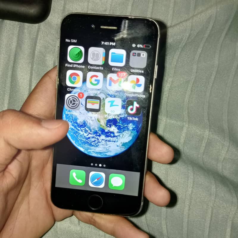 Apple iPhone 6 0