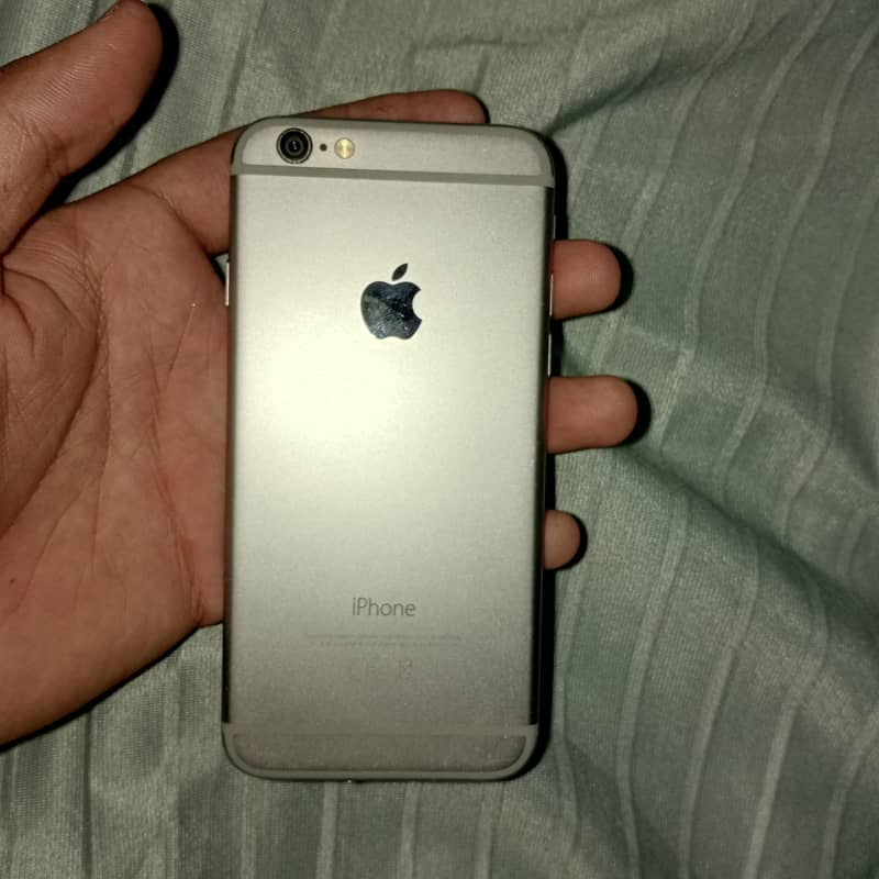 Apple iPhone 6 4