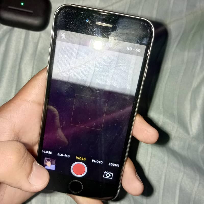 Apple iPhone 6 6