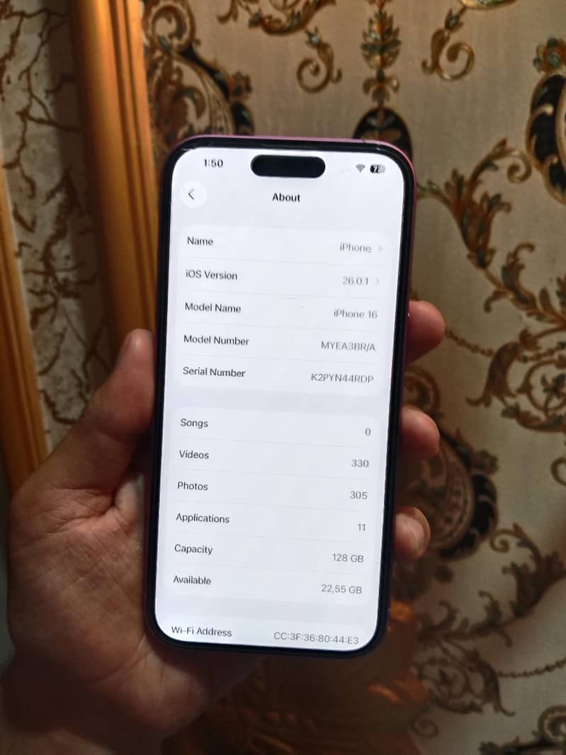 Apple iPhone 16 6