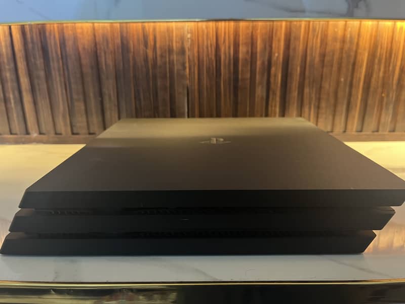 PS4 Pro 1TB Jailbroken 6