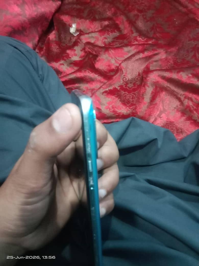 One Plus 8T 4