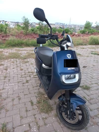 Metro Yadea e8s Pro (Lithium Battery)