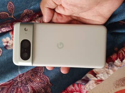 Google Pixel 8