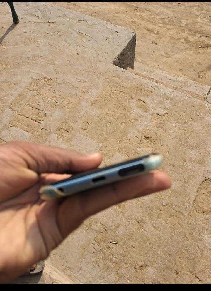OPPO A76 5