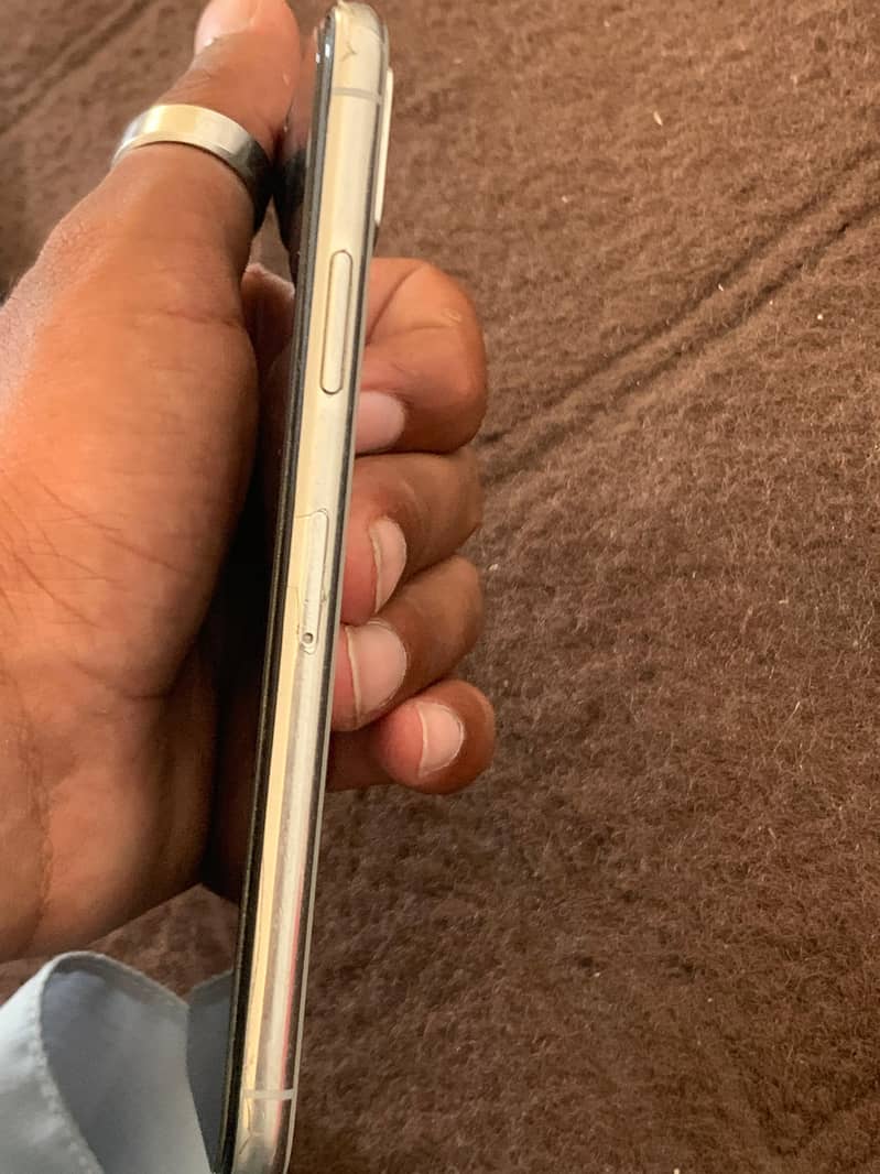 Apple iPhone X 2