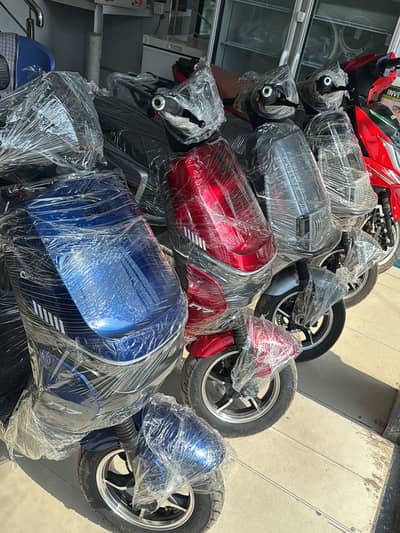 EVEON Scooters Lithium Portable Battery Shalimar Lahore