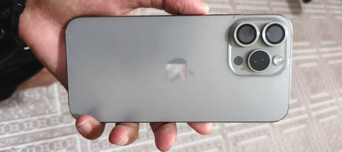 Apple iPhone 15 Pro Max