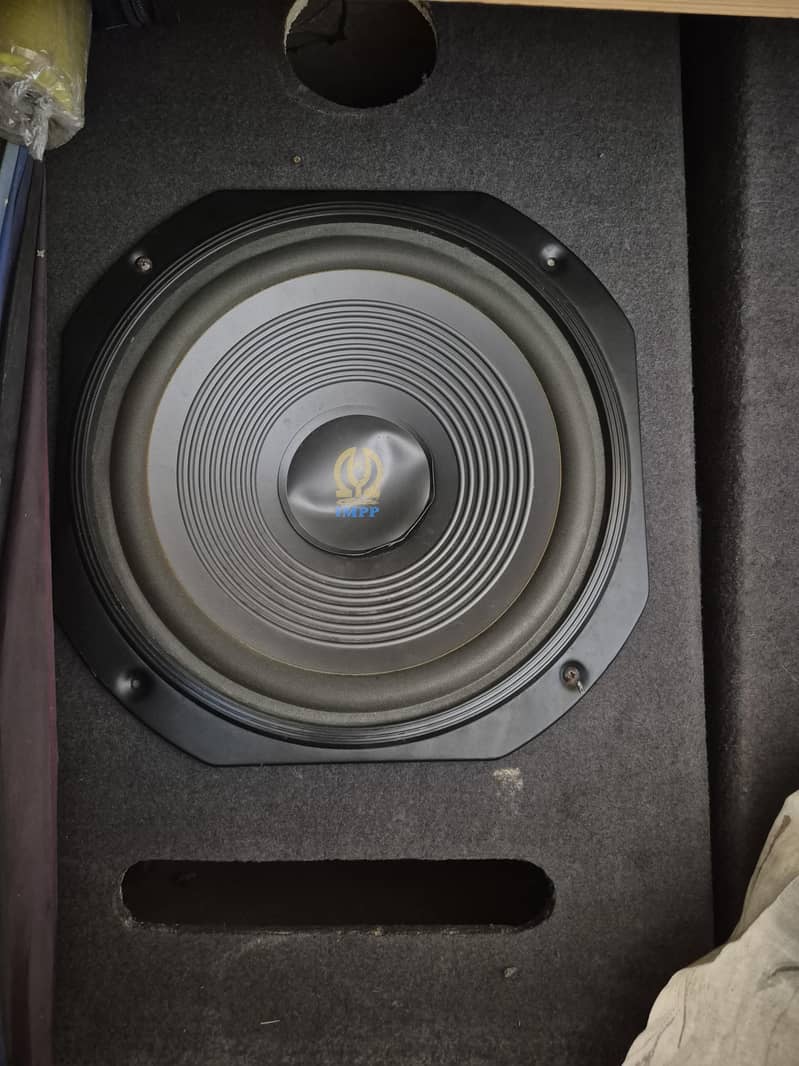 speaker 0