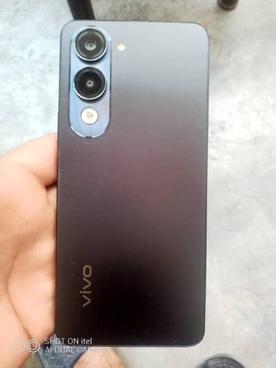 Vivo Y04 4+4/64 exchange with up model extra pasy sath day do ga