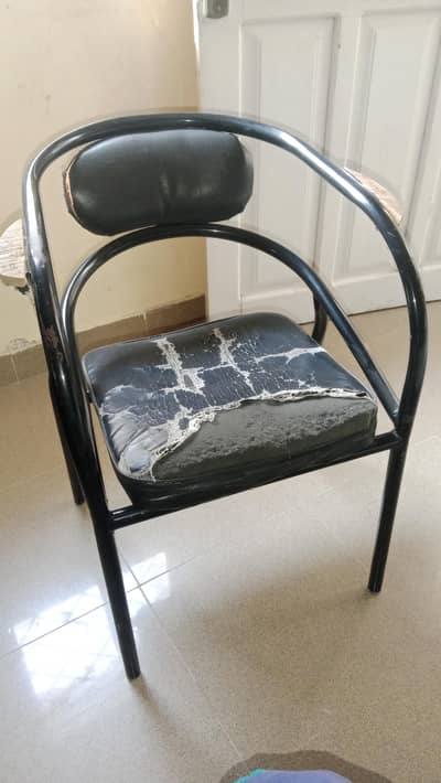 iron chairs in cheap prices Rs 900 each