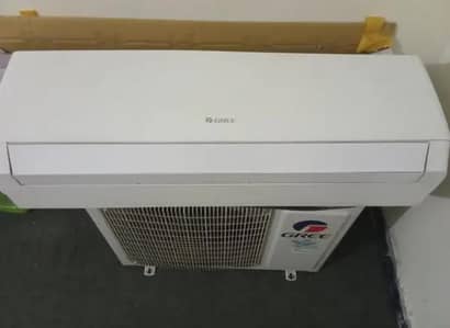 sale ac gree 1.5 ton DC inverter full ok good condition cooling good