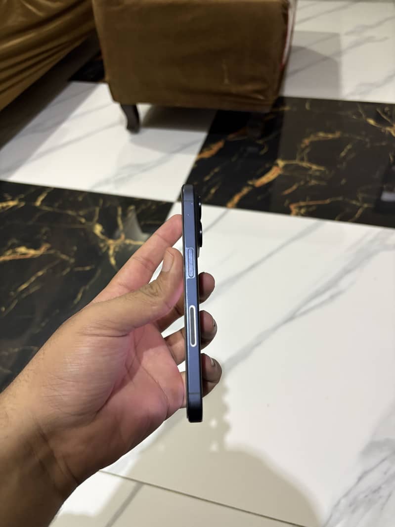 Iphone 15 pro 4
