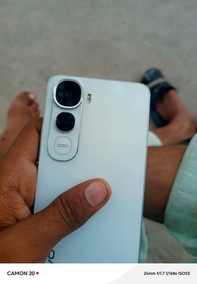 vivo Y400  call me 03023181849