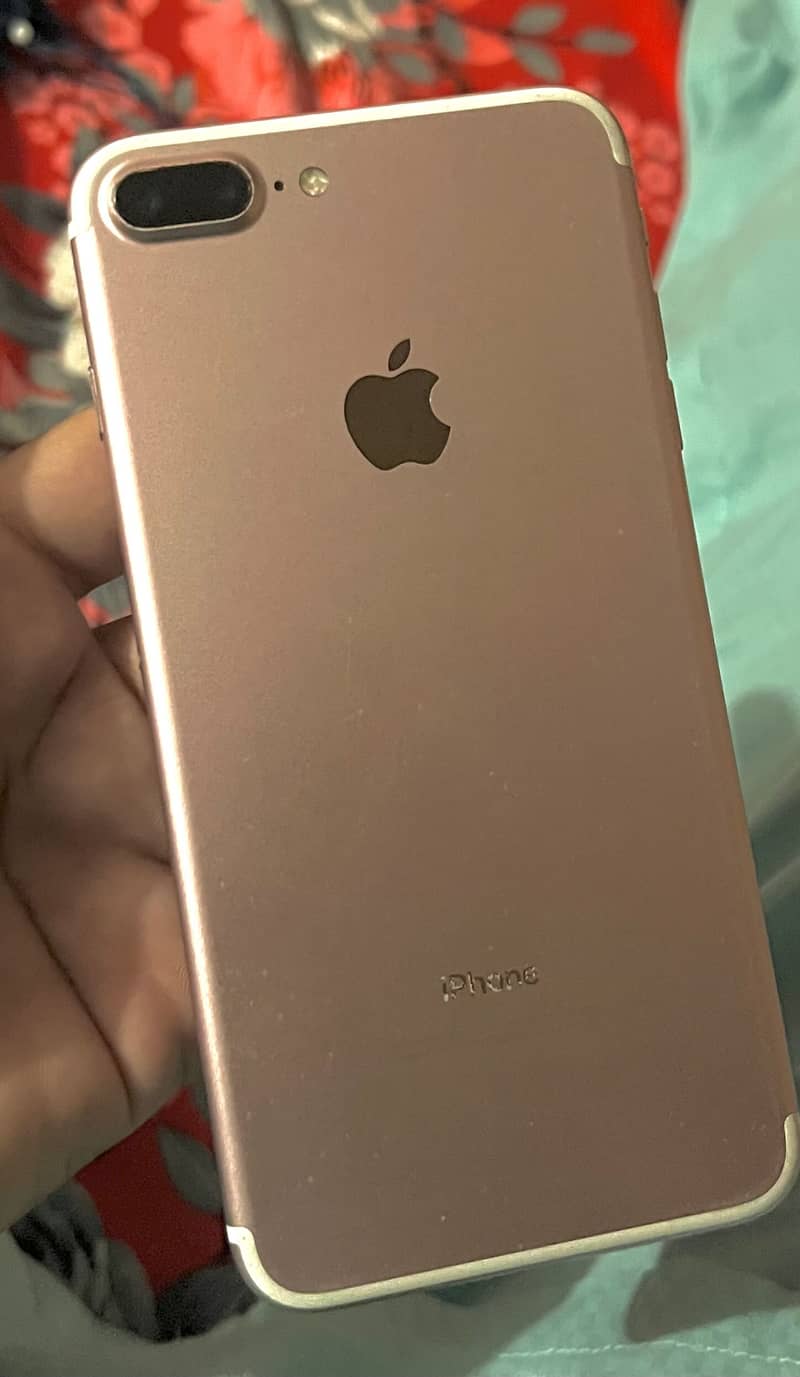 Apple iPhone 7 Plus 0