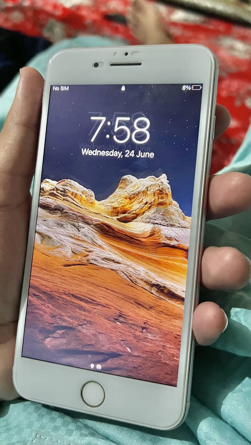 Apple iPhone 7 Plus 2
