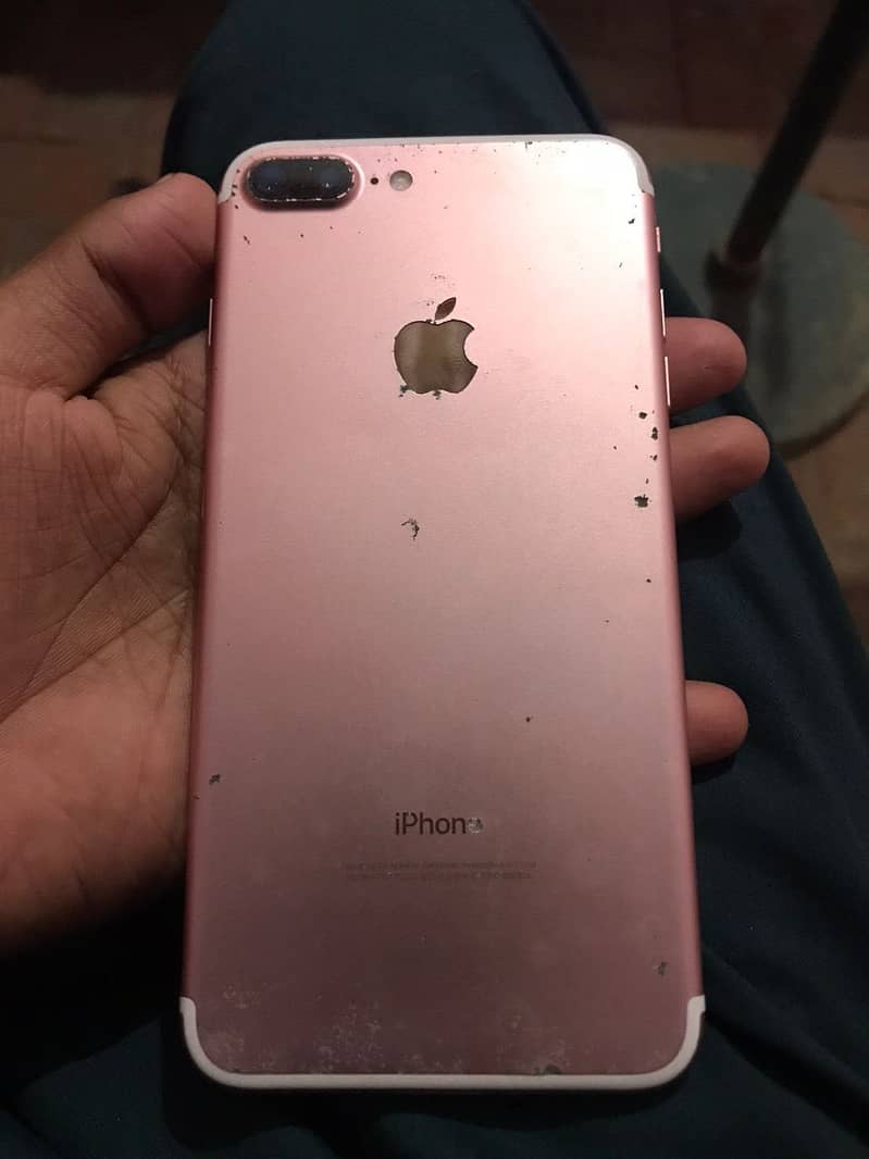 Apple iPhone 7 Plus 4