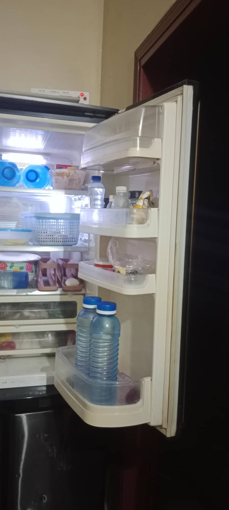 Sharp fridge 4 door 3