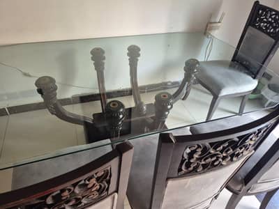 Dining table with 8x chairs