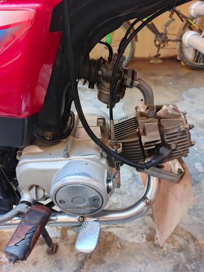 HONDA CD-70