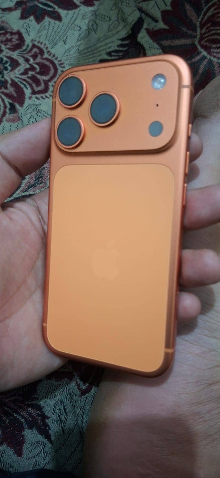 Apple iPhone 17 Pro 2
