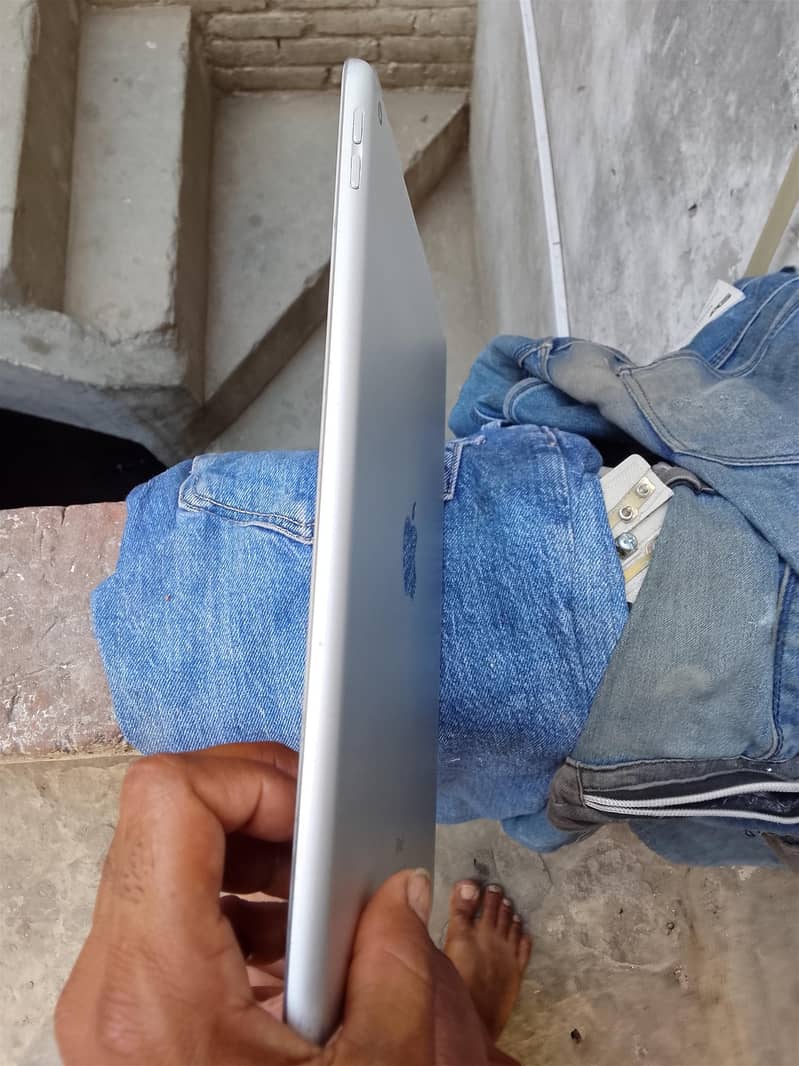 ipad 8gen 2