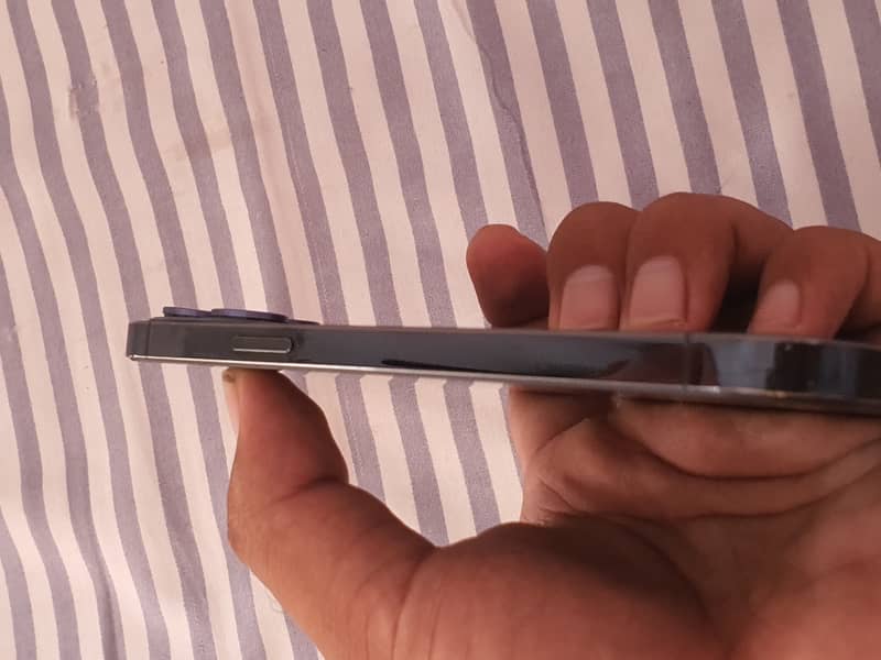 Apple iPhone 12 Pro Max 7