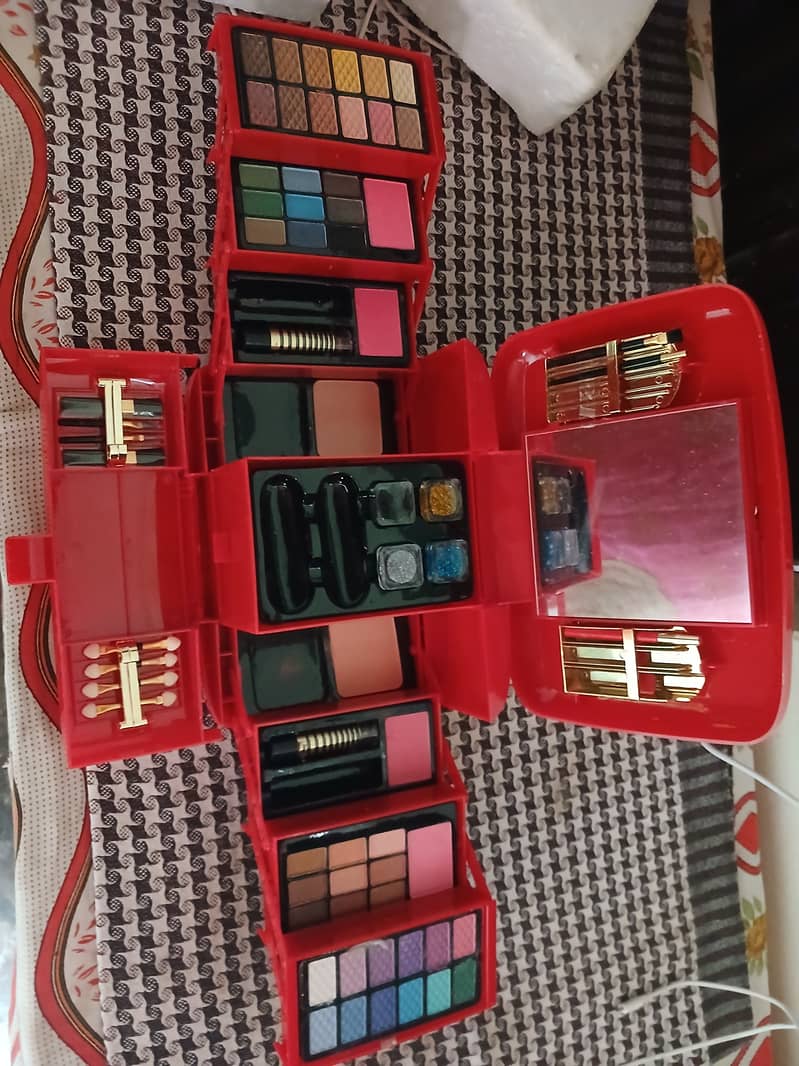 Makeup kit 5