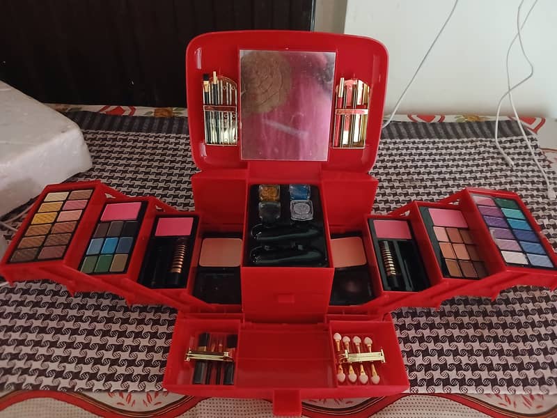 Makeup kit 6