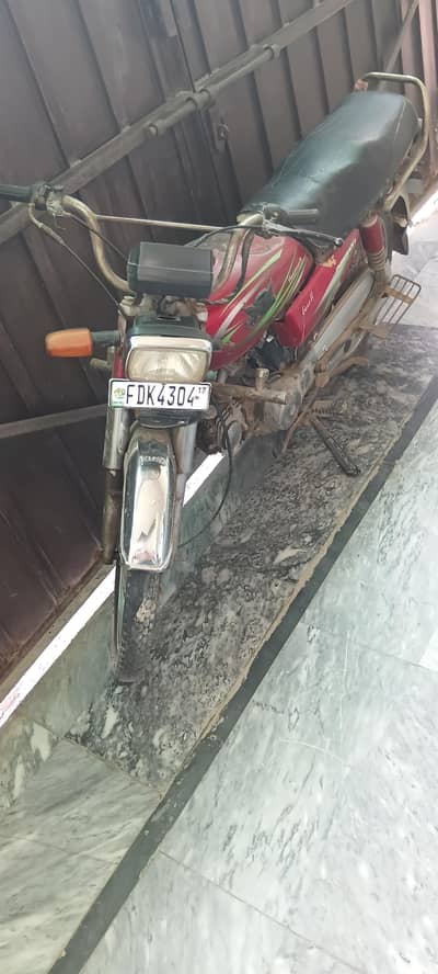 Road prince bike for sale condition 10by8 engine 100ok