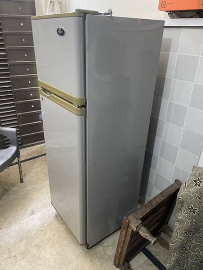 Dawlance Refrigerator – Compressor Working