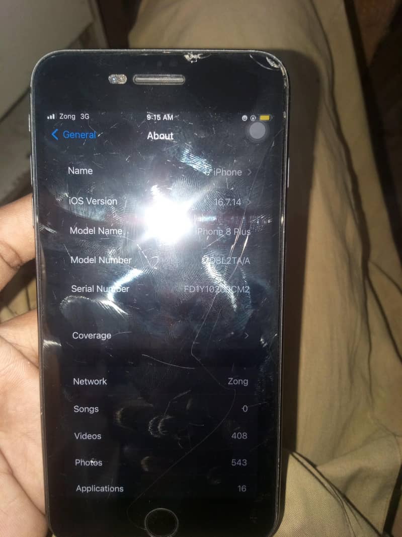 Apple iPhone 8 Plus 1