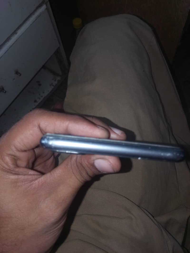 Apple iPhone 8 Plus 5