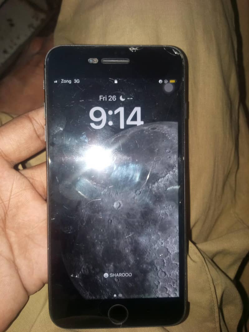 Apple iPhone 8 Plus 8
