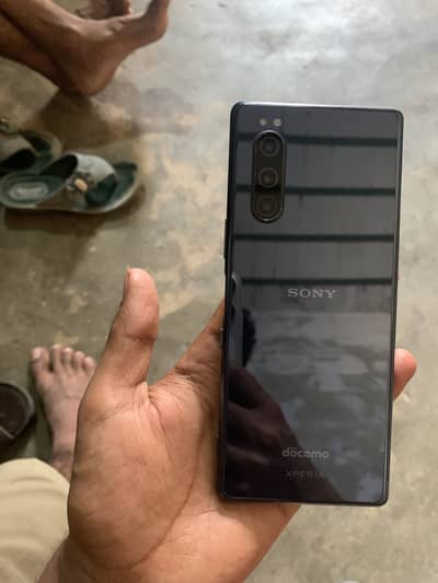Sony Xperia 5