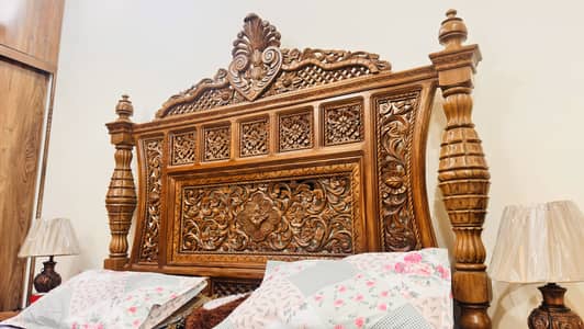 Chinyoti King size Bed for sale,75000