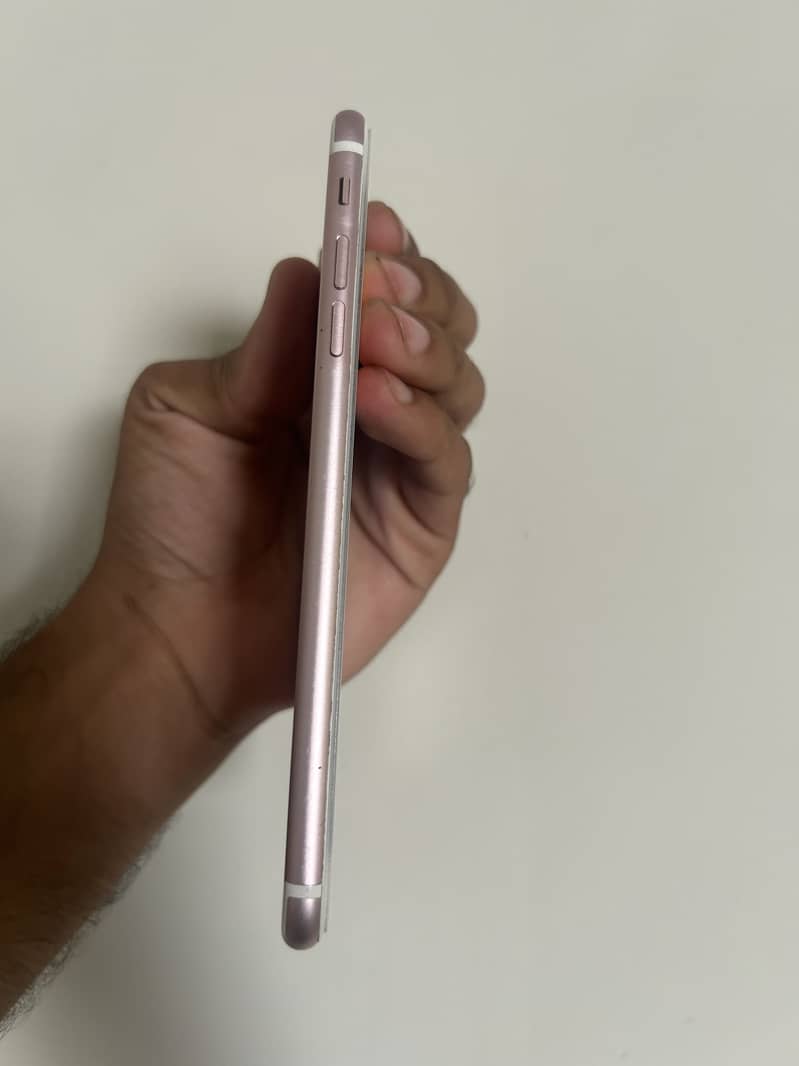 Apple iPhone 7 Plus 1