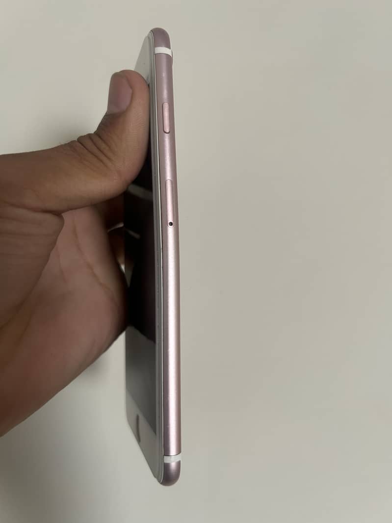 Apple iPhone 7 Plus 3