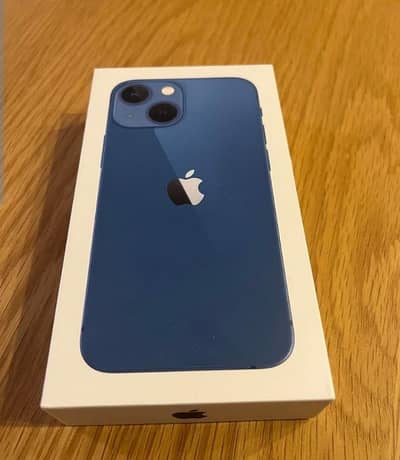 Apple iPhone 13