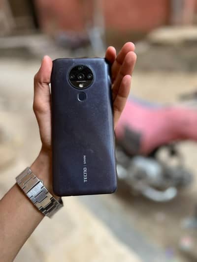 Tecno Spark 6