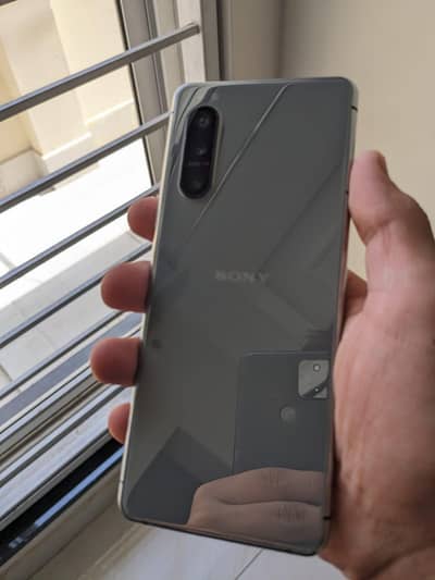 Sony Xperia 5 Mark II for urgent sale.