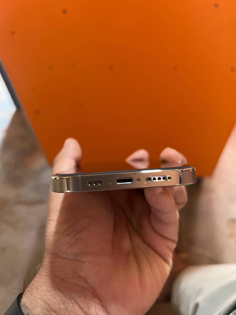 14 pro 5